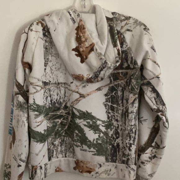 Cabela's Green and Brown Camouflage Hoodie - Picture 6 of 9